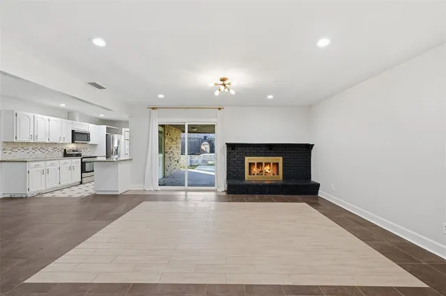 $3,000 | 3736 Walnut Drive, Bedford, TX 76021