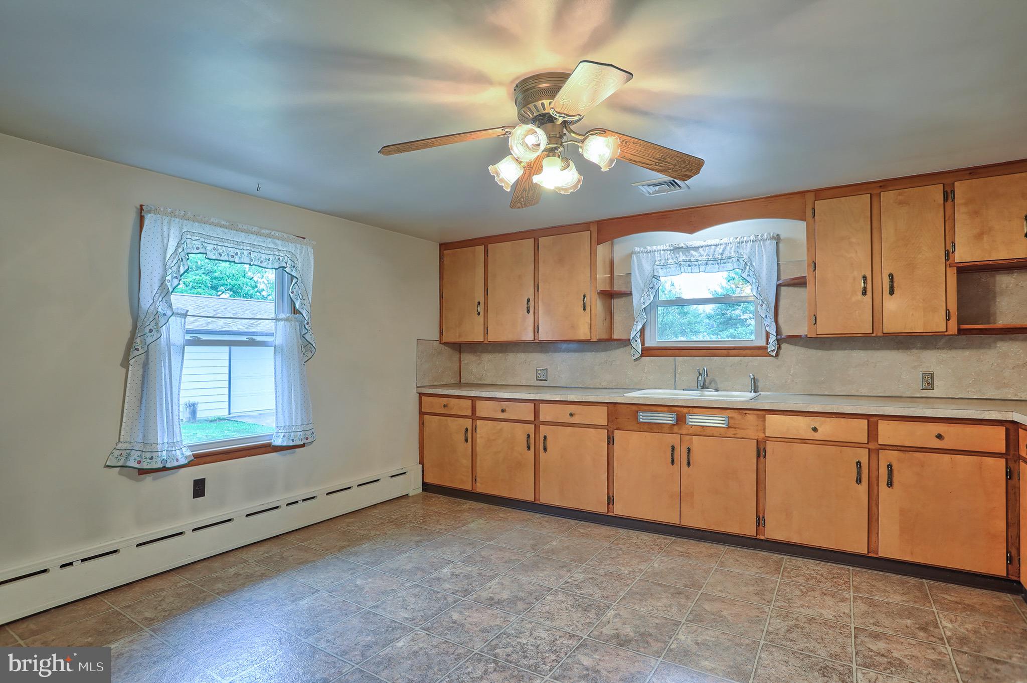 172 Trail Road Hershey, PA 17033 - Photo 12 of 40 Gallery Image 12