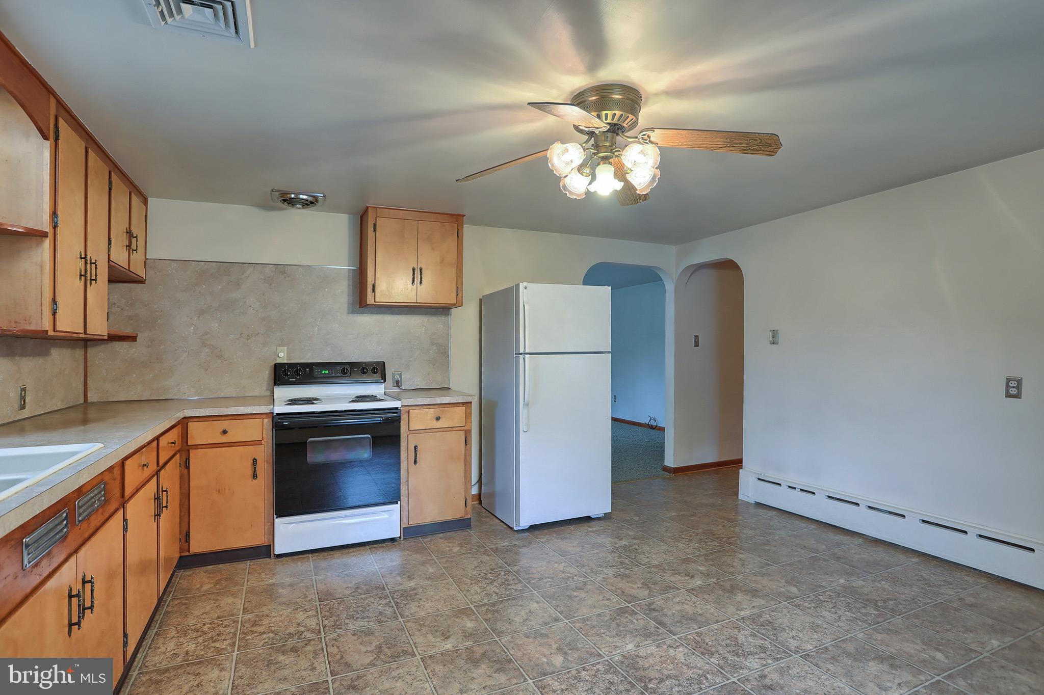 172 Trail Road Hershey, PA 17033 - Photo 14 of 40 Gallery Image 14