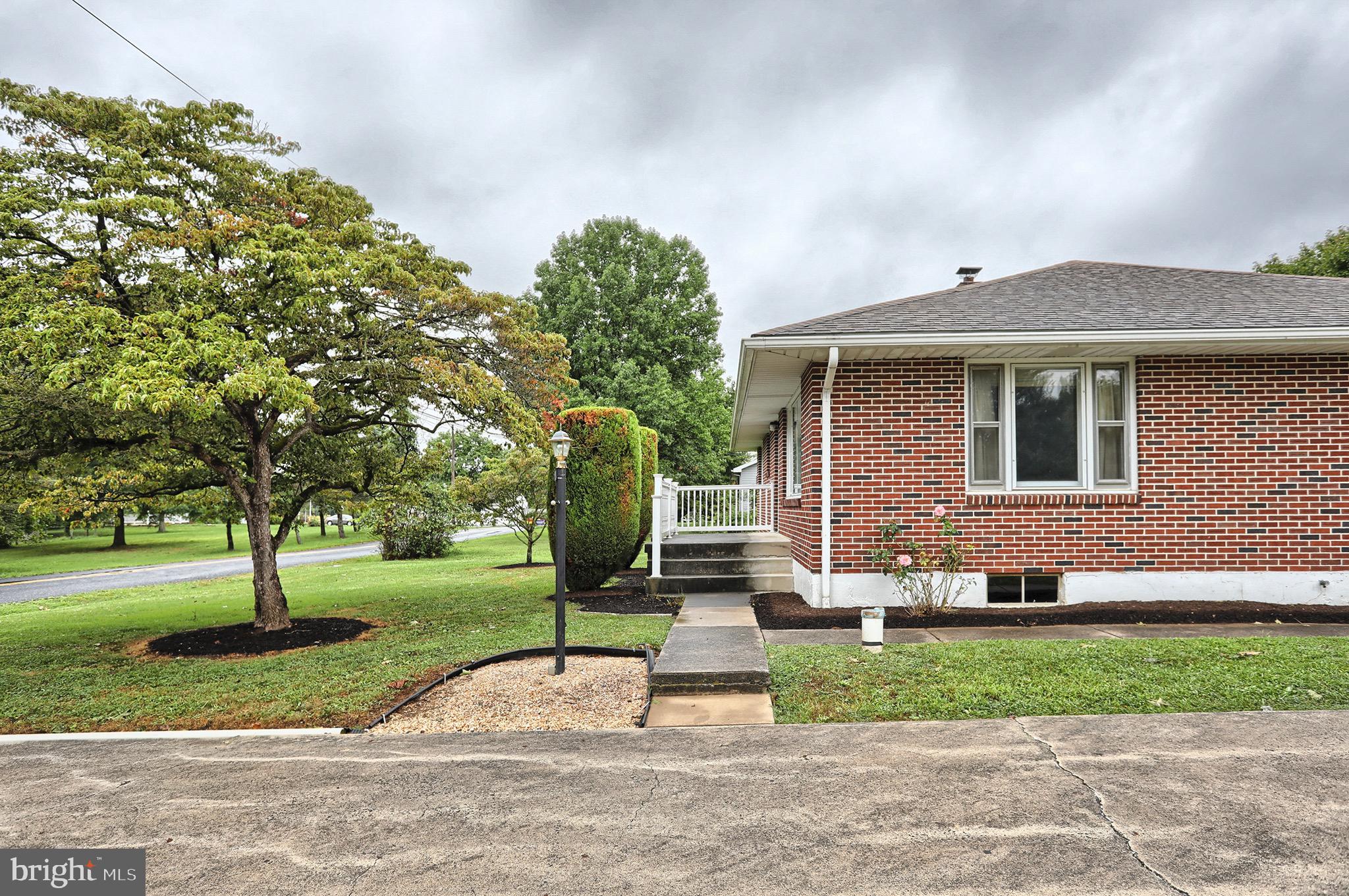 172 Trail Road Hershey, PA 17033 - Photo 8 of 40 Gallery Image 8