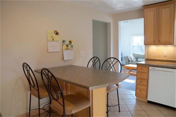 100 Hollytree Road Stoughton, MA 02072 - Photo 5 of 12 Gallery Image 5