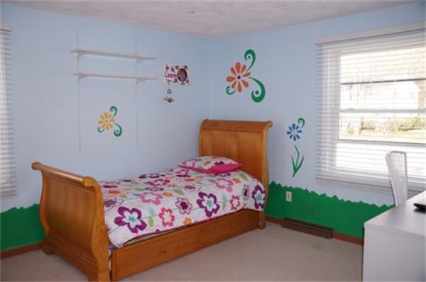 100 Hollytree Road Stoughton, MA 02072 - Photo 9 of 12 Gallery Image 9