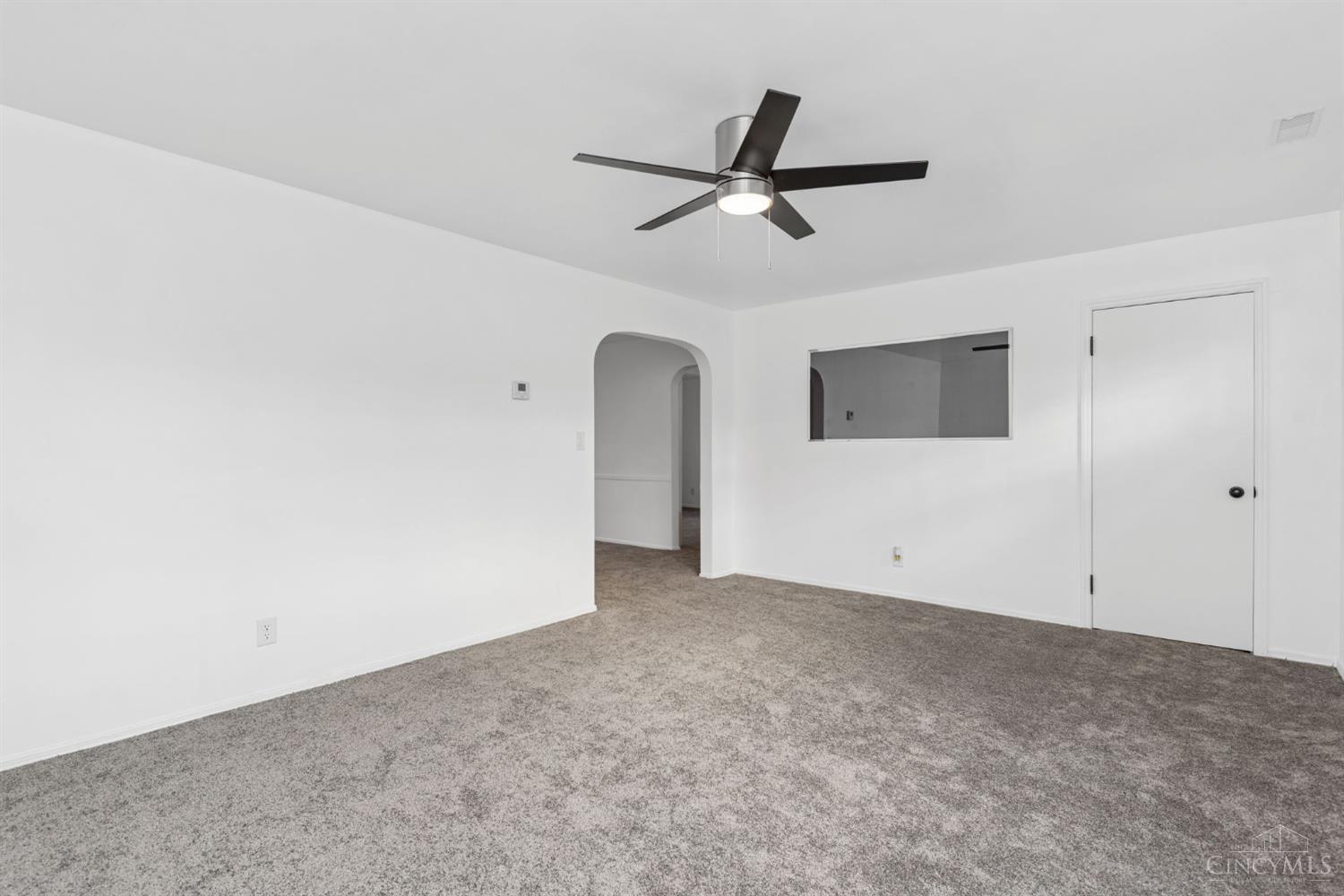 478 Roney Lane Cincinnati, OH 45244 - Photo 6 of 31 Gallery Image 6