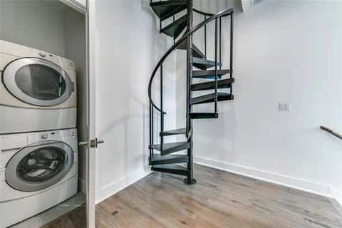 $515,000 | 4205 Roseland Avenue, Unit 203, Dallas, TX 75204