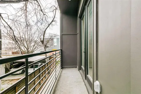 $515,000 | 4205 Roseland Avenue, Unit 203, Dallas, TX 75204