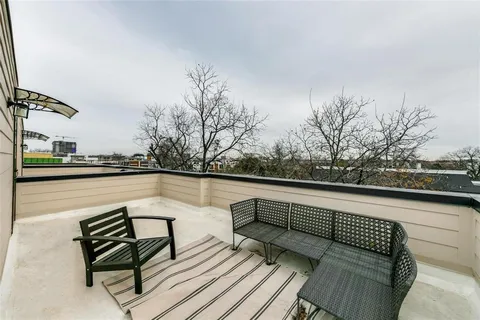 $515,000 | 4205 Roseland Avenue, Unit 203, Dallas, TX 75204