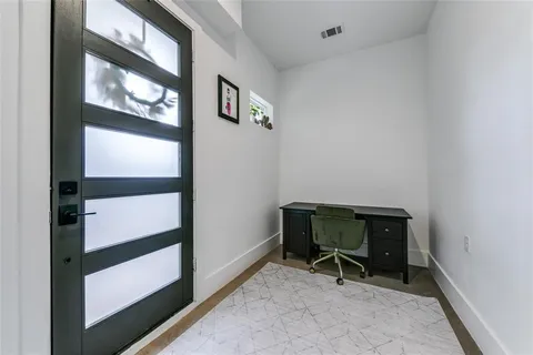 $515,000 | 4205 Roseland Avenue, Unit 203, Dallas, TX 75204