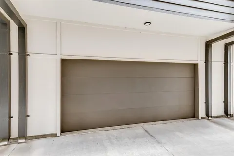 $515,000 | 4205 Roseland Avenue, Unit 203, Dallas, TX 75204