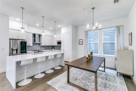 $515,000 | 4205 Roseland Avenue, Unit 203, Dallas, TX 75204