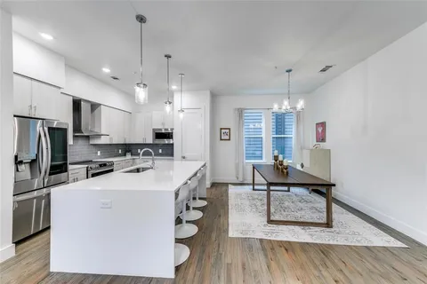 $515,000 | 4205 Roseland Avenue, Unit 203, Dallas, TX 75204