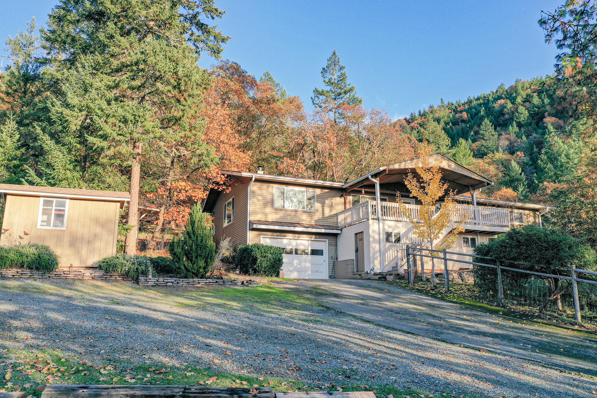 783 Trollview Road Grants Pass, OR 97527 - Photo 6 of 49 DJI_0184