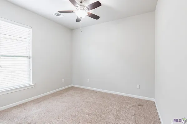 $2,100 | 1445 Granby Drive, Baton Rouge, LA 70820