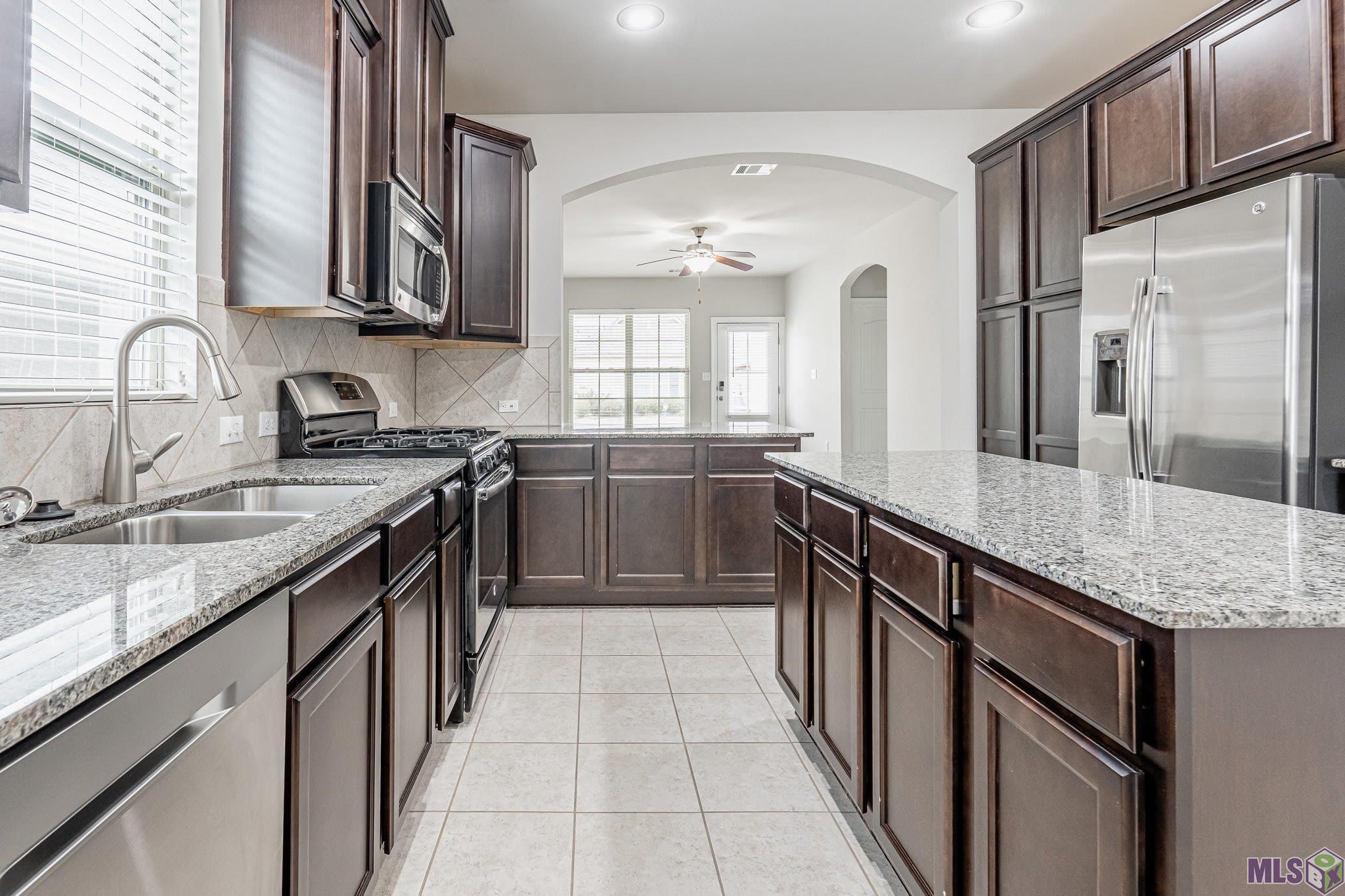 1445 Granby Drive Baton Rouge, LA 70820 - Photo 6 of 19