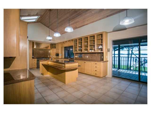 23 Ridgeland Drive Stuart, FL 34996 - Photo 7 of 33 Gallery Image 7