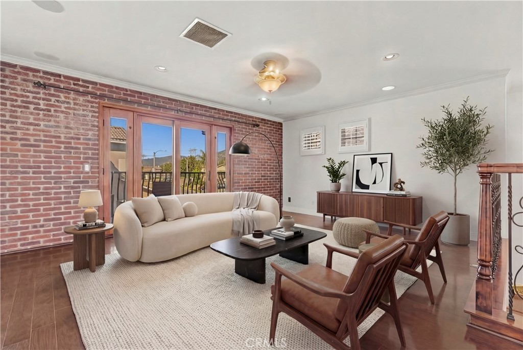 12253 Knightsbridge Drive Rancho Cucamonga, CA 91739 - Photo 15 of 36 This virtual staggering is used for display clarity only.