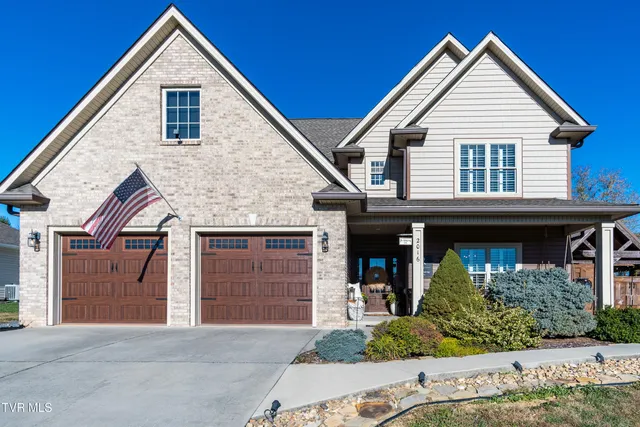 $595,000 | 2016 Carson Way, Piney Flats, TN 37686