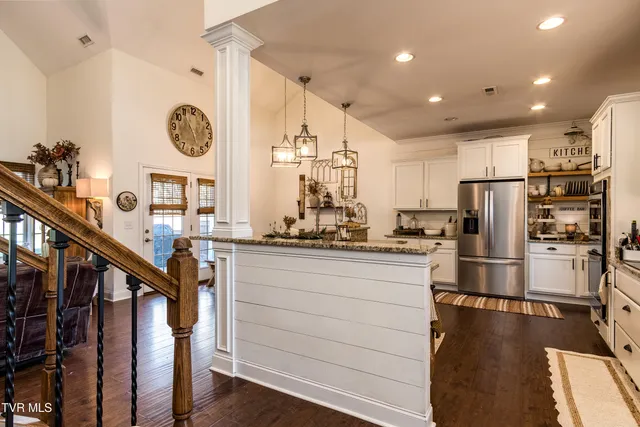 $595,000 | 2016 Carson Way, Piney Flats, TN 37686