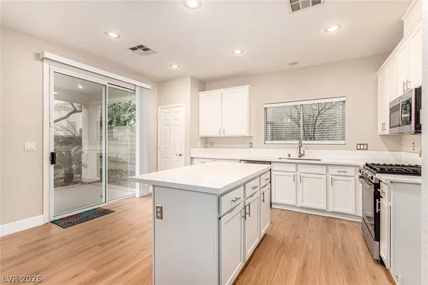 $2,500 | 11209 Salentino Avenue, Las Vegas, NV 89138