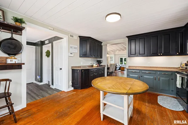 $515,000 | 30794 Dutch Lane, Washington, IL 61571