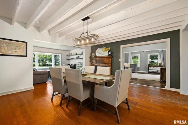 $515,000 | 30794 Dutch Lane, Washington, IL 61571