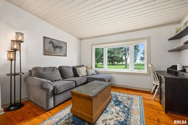 $515,000 | 30794 Dutch Lane, Washington, IL 61571