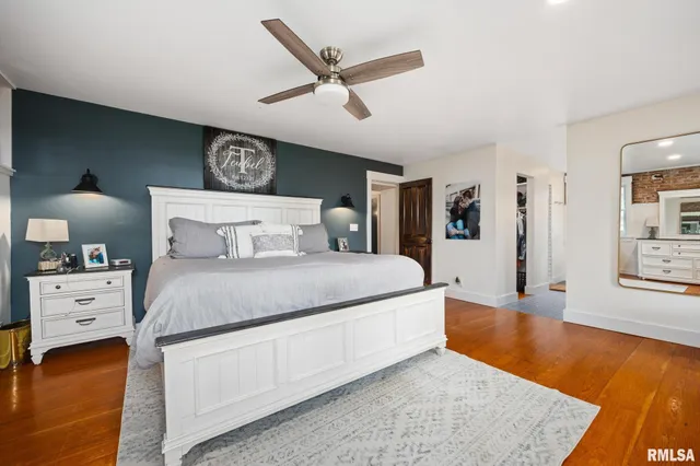 $515,000 | 30794 Dutch Lane, Washington, IL 61571