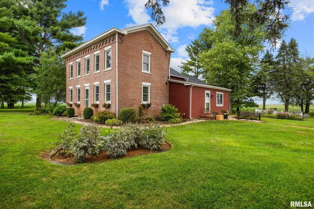 $515,000 | 30794 Dutch Lane, Washington, IL 61571