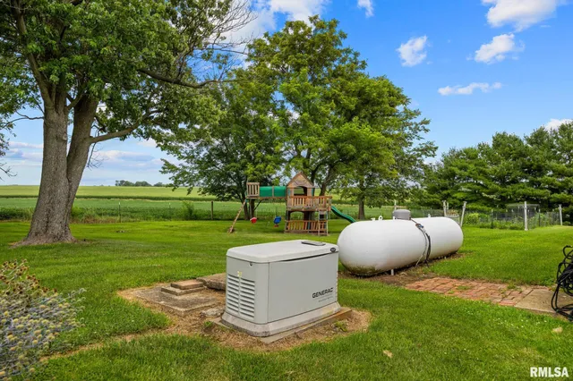 $515,000 | 30794 Dutch Lane, Washington, IL 61571