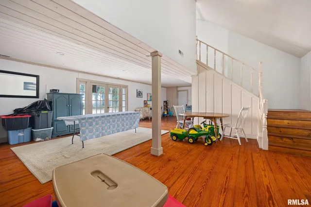 $515,000 | 30794 Dutch Lane, Washington, IL 61571