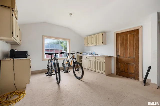 $515,000 | 30794 Dutch Lane, Washington, IL 61571