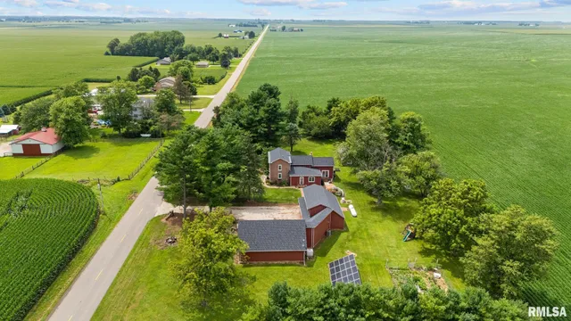 $515,000 | 30794 Dutch Lane, Washington, IL 61571