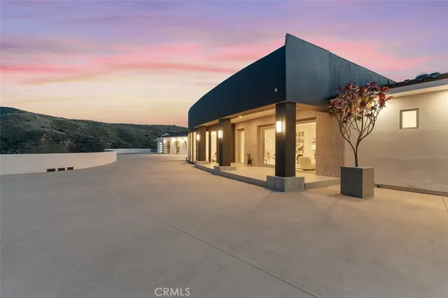 $5,499,000 | 109 Buckskin Road, Bell Canyon, CA 91307
