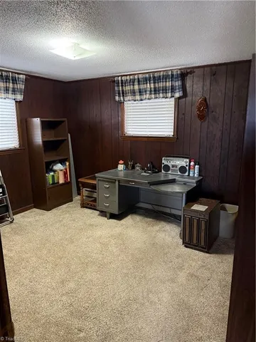 $285,900 | 138 Highland Avenue, Mount Airy, NC 27030