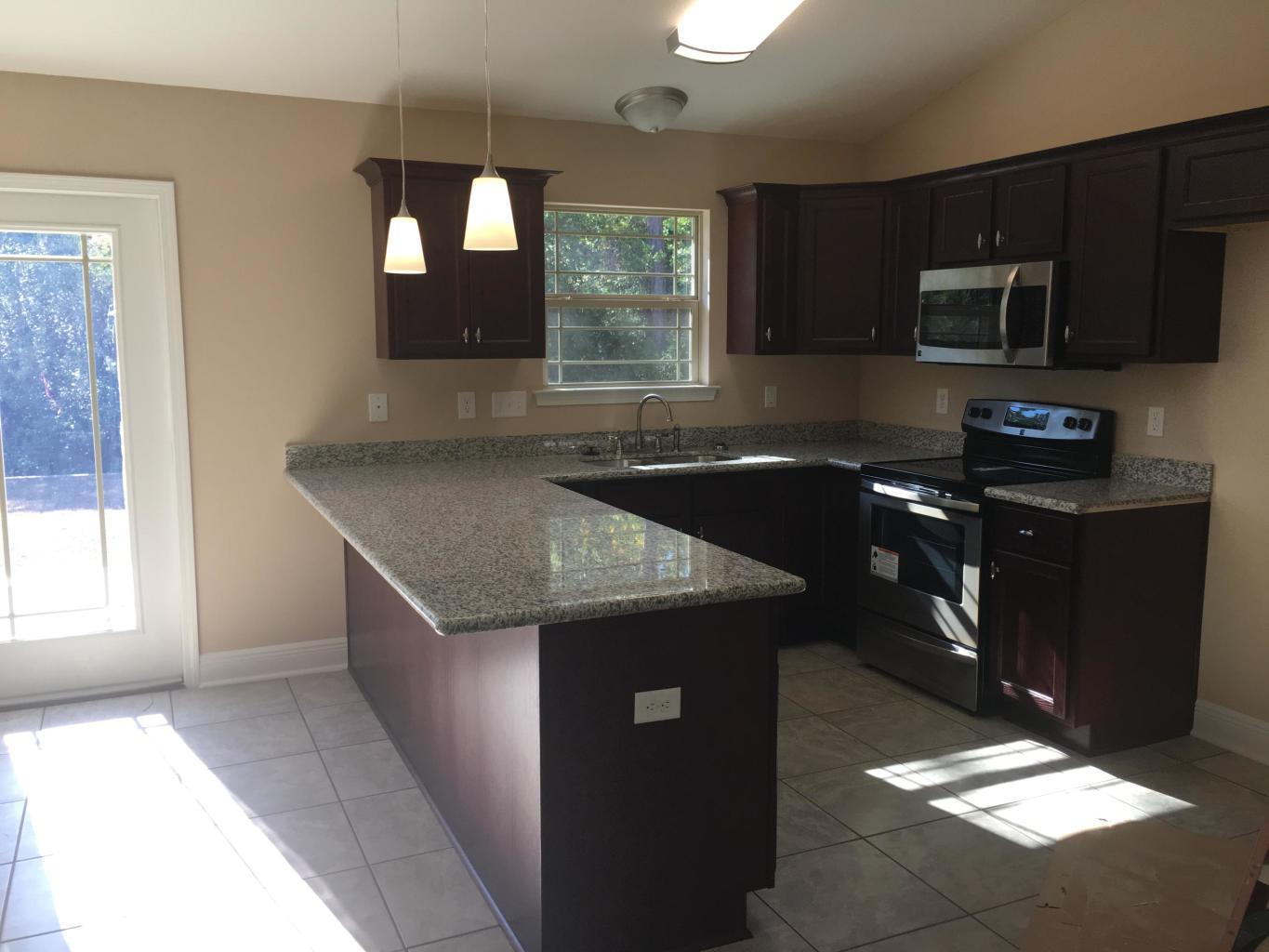 1417 Stanford Road Gulf Breeze, FL 32563 - Photo 3 of 10 Gallery Image 3