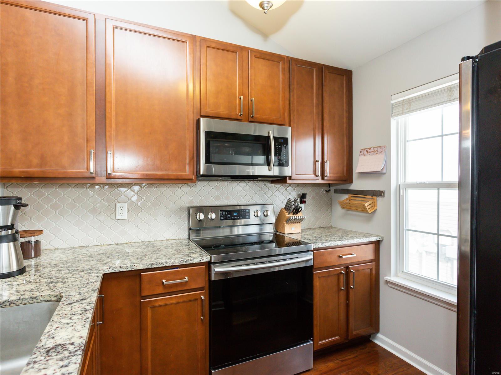 9723 Crayford Road, Unit H St. Louis, MO 63123 - Photo 12 of 27