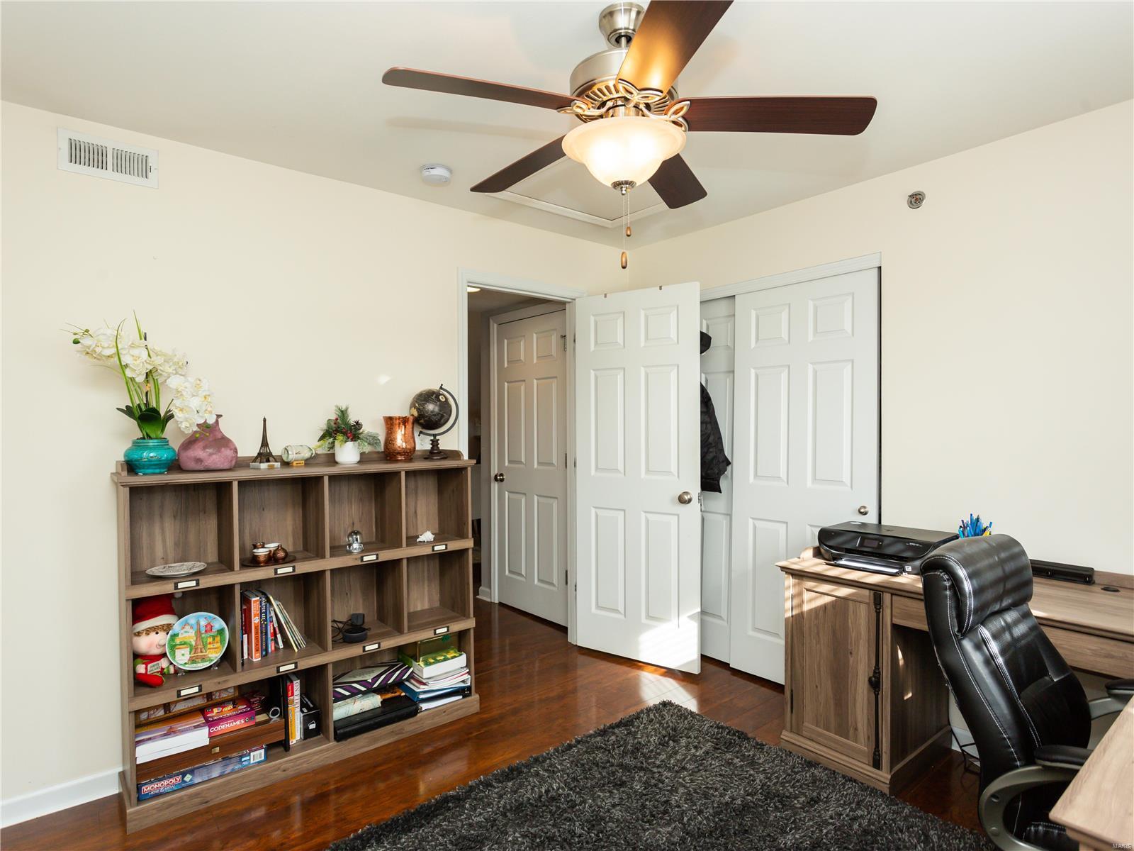 9723 Crayford Road, Unit H St. Louis, MO 63123 - Photo 24 of 27