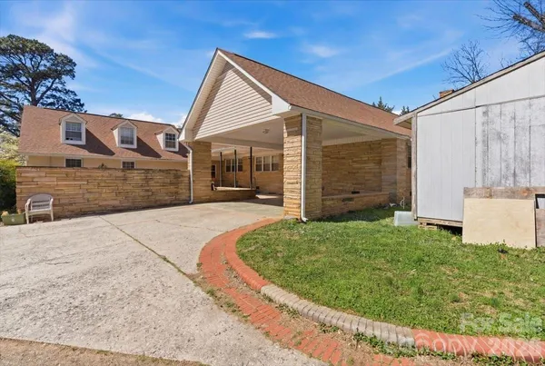 $455,000 | 309 Springwood Avenue, Gibsonville, NC 27249