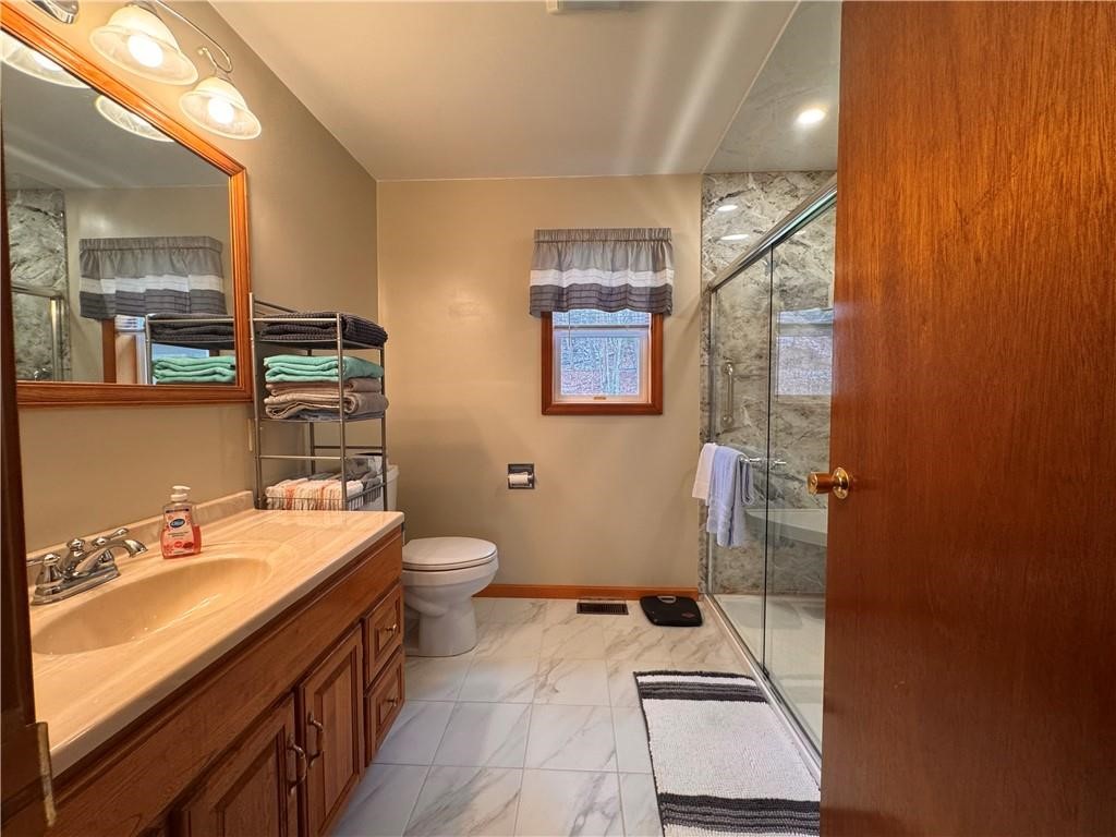 33 T511 Lewis Run, PA 16738 - Photo 20 of 43 Primary bedroom bath