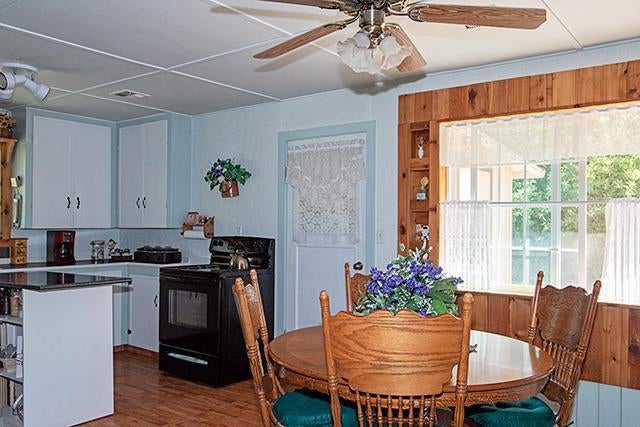 10527 Lower River Road Grants Pass, OR 97526 - Photo 4 of 31 Additional Photo