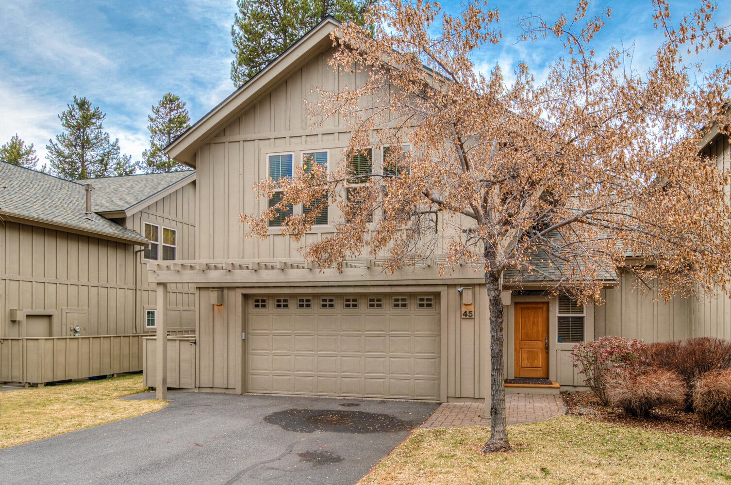 57135 Evergreen Loop Sunriver, OR 97707 - Photo 1 of 24 57135 Evergreen Loop, Bend, OR - 1