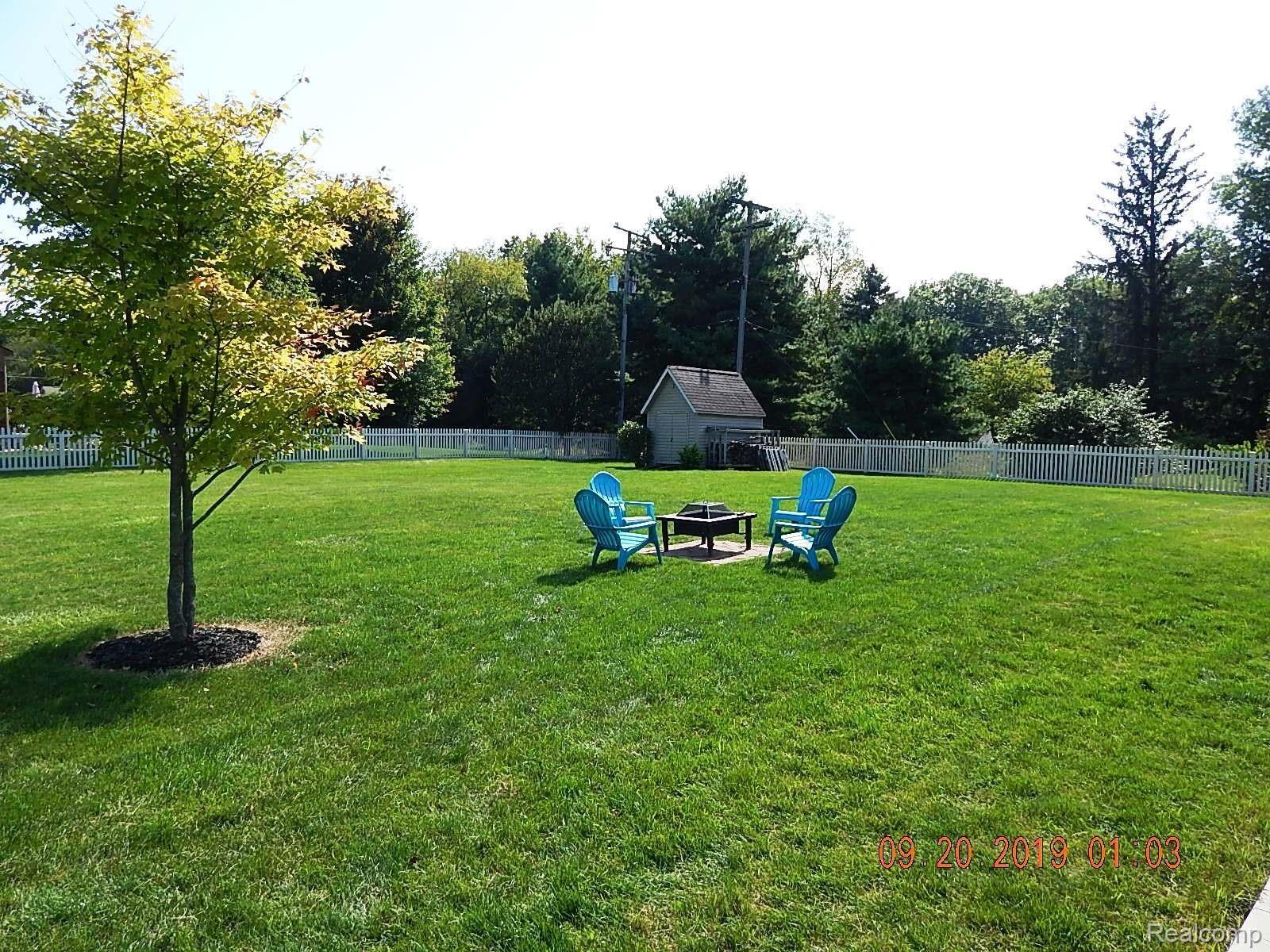 7905 Munger Road Ypsilanti, MI 48197 - Photo 57 of 73 backyard.JPG