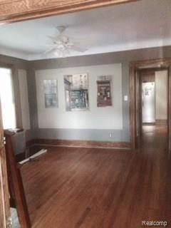 913 Nottingham Road Grosse Pointe, MI 48230 - Photo 10 of 19 photo 2.jpg
