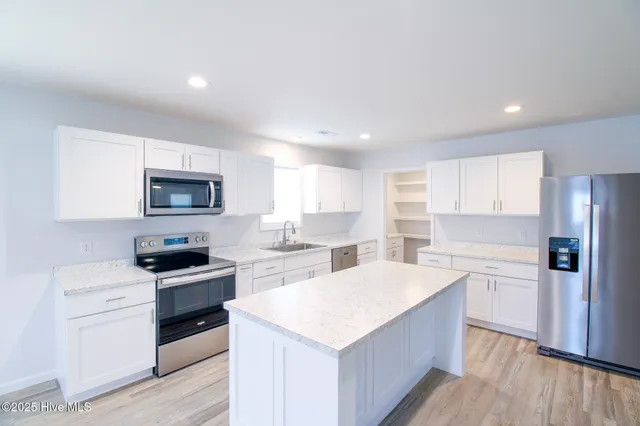 $230,000 | 729 Tracy Road, Deep Run, NC 28525