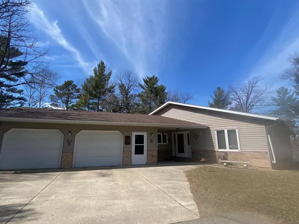 $775,000 | 25006 Great Pine Drive, Nevis, MN 56467