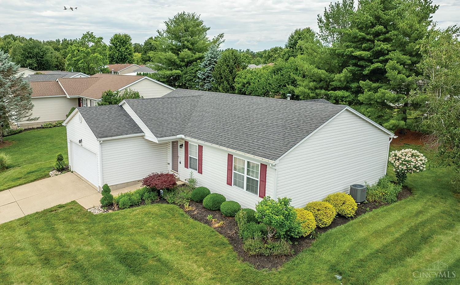 488 Misty Dawn Road Maineville, OH 45039 - Photo 2 of 31