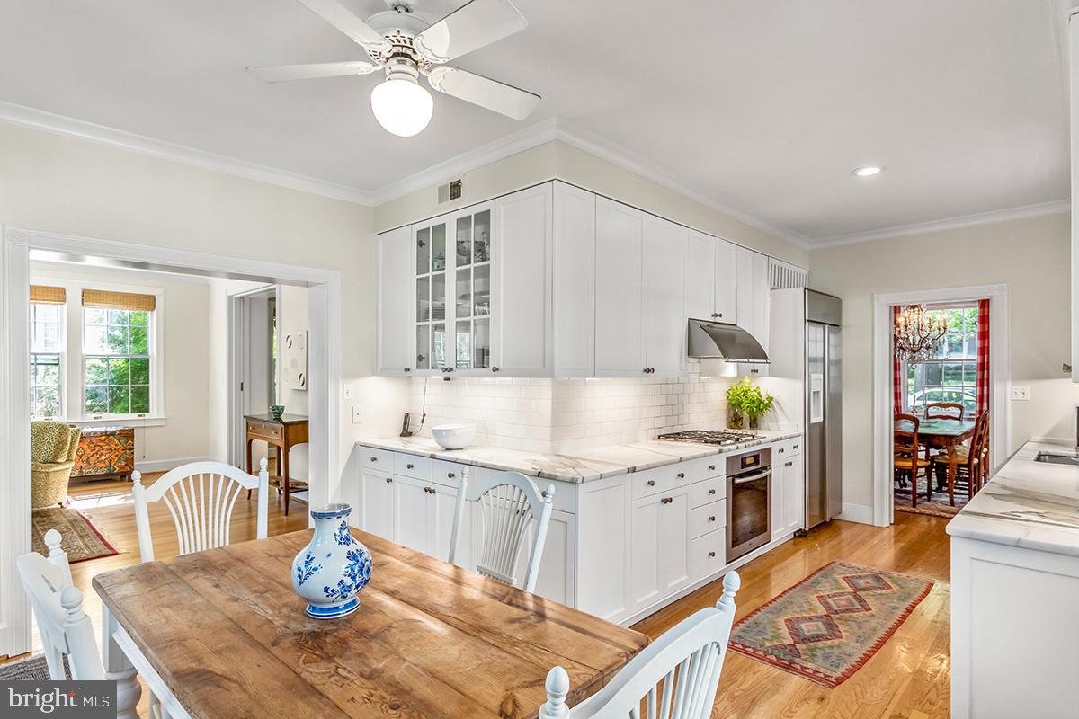 3705 Taylor Street Chevy Chase, MD 20815 - Photo 16 of 72 Chef's kitchen with breakfast room