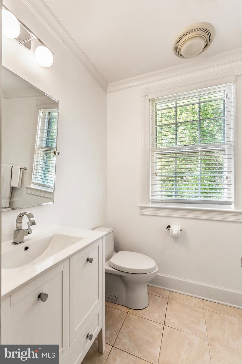 3705 Taylor Street Chevy Chase, MD 20815 - Photo 38 of 72 Full bath