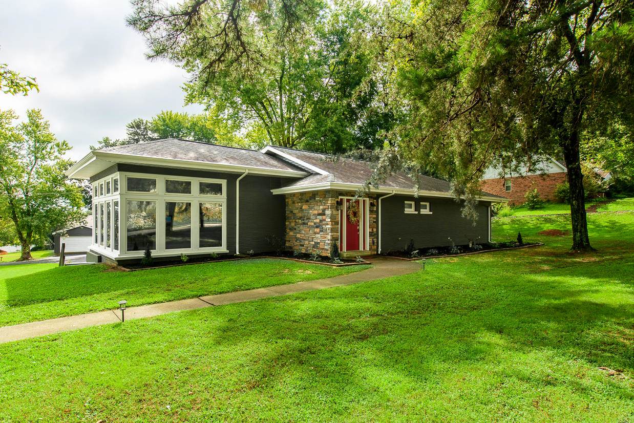 9919 Old State Road Evansville, IN 47711 - Photo 1 of 31 Gallery Image 1
