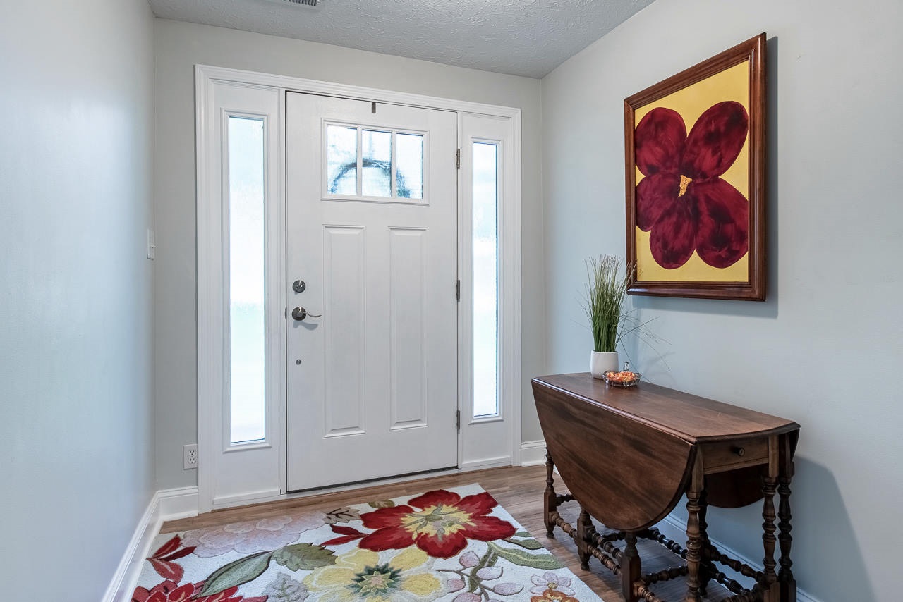 9919 Old State Road Evansville, IN 47711 - Photo 5 of 31 Gallery Image 5