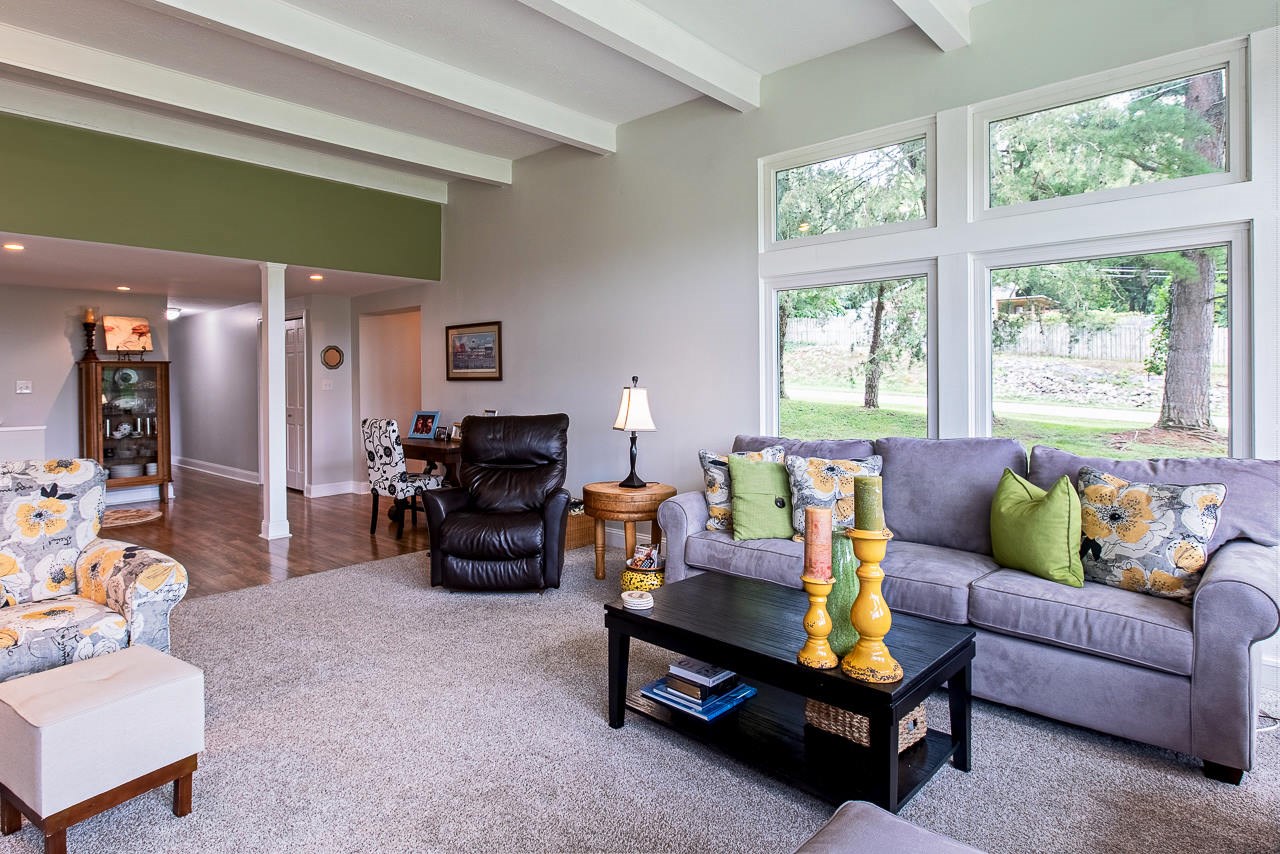 9919 Old State Road Evansville, IN 47711 - Photo 7 of 31 Gallery Image 7